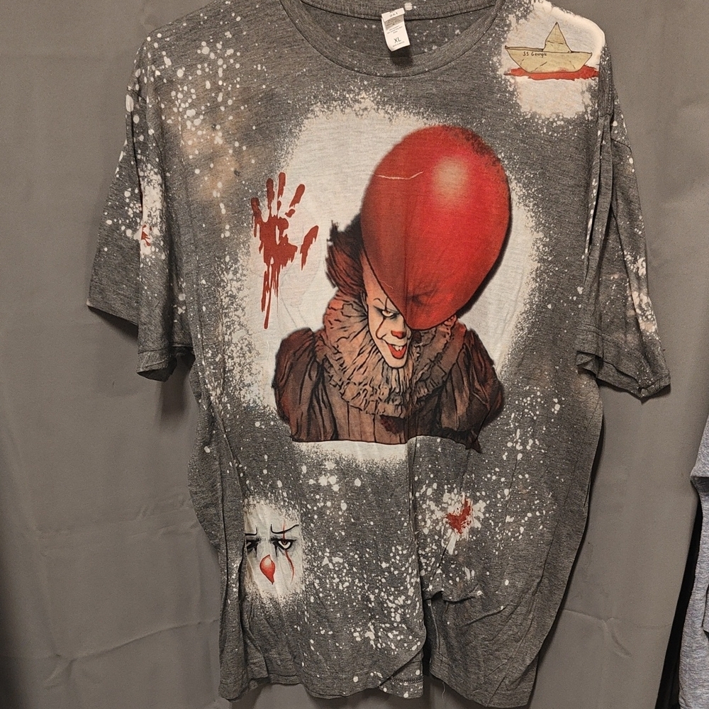 The Movie "It" Tultex Gray Graphic T-shirt XL
